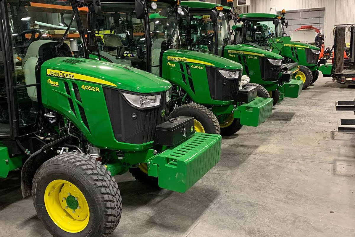 Professional snow removal services in Fargo-Moorhead